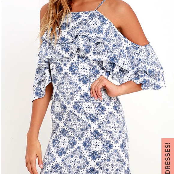 Cold Shoulder Dress - Picture 2 of 7